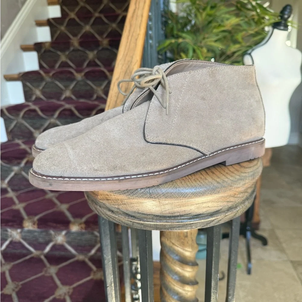Banana Republic Men's Suede Desert Chukka Boots Sand 1 Tan Size 10